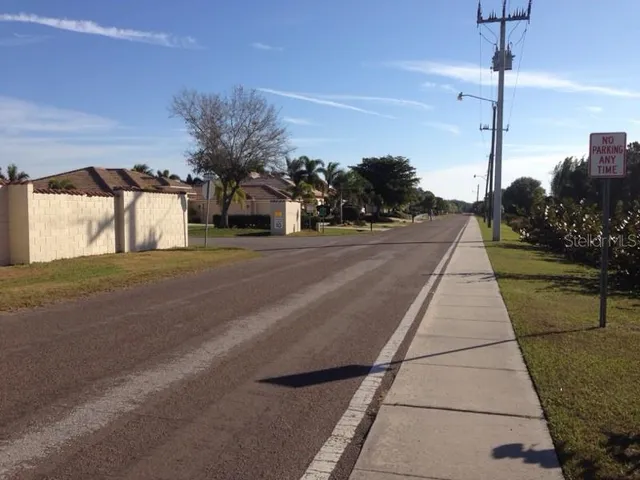 $59,900 | 12952 Southwest Doug Drive, Lake Suzy, FL 34269