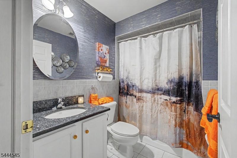 453 Huntington Road Union, NJ 07083 - Photo 12 of 28
