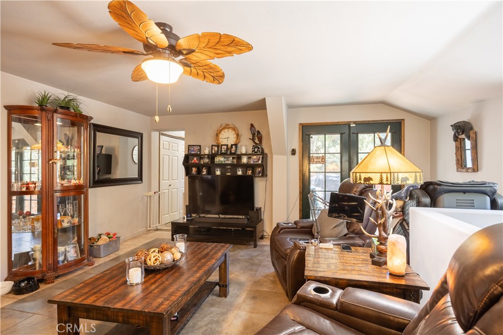 519 South Dart Canyon Road Crestline, CA 92325 - Photo 12 of 26 a room with gym equipment and windows