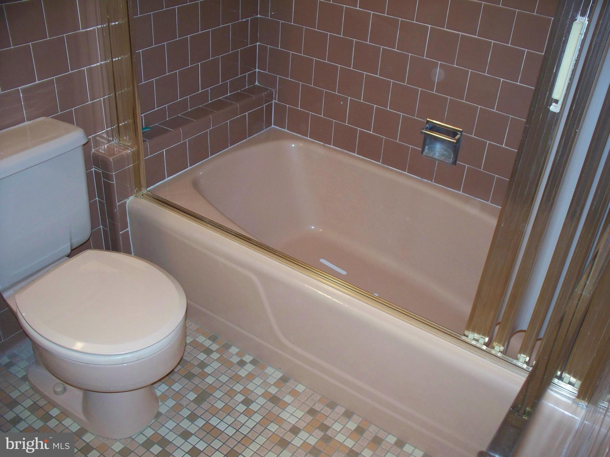 210 Ferndale Road Aberdeen, MD 21001 - Photo 16 of 25 Bath (Master)