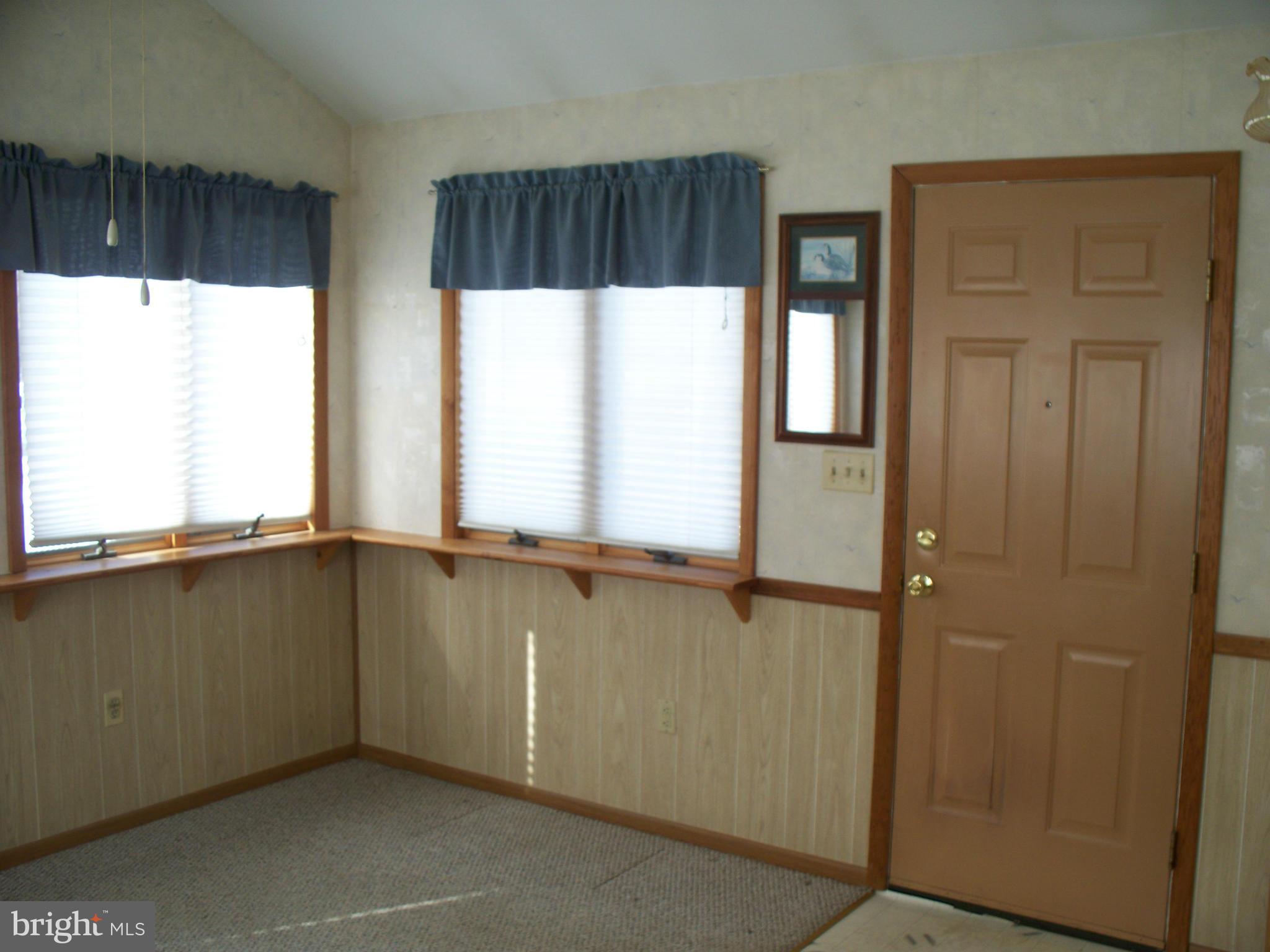 210 Ferndale Road Aberdeen, MD 21001 - Photo 22 of 25 Sunroom