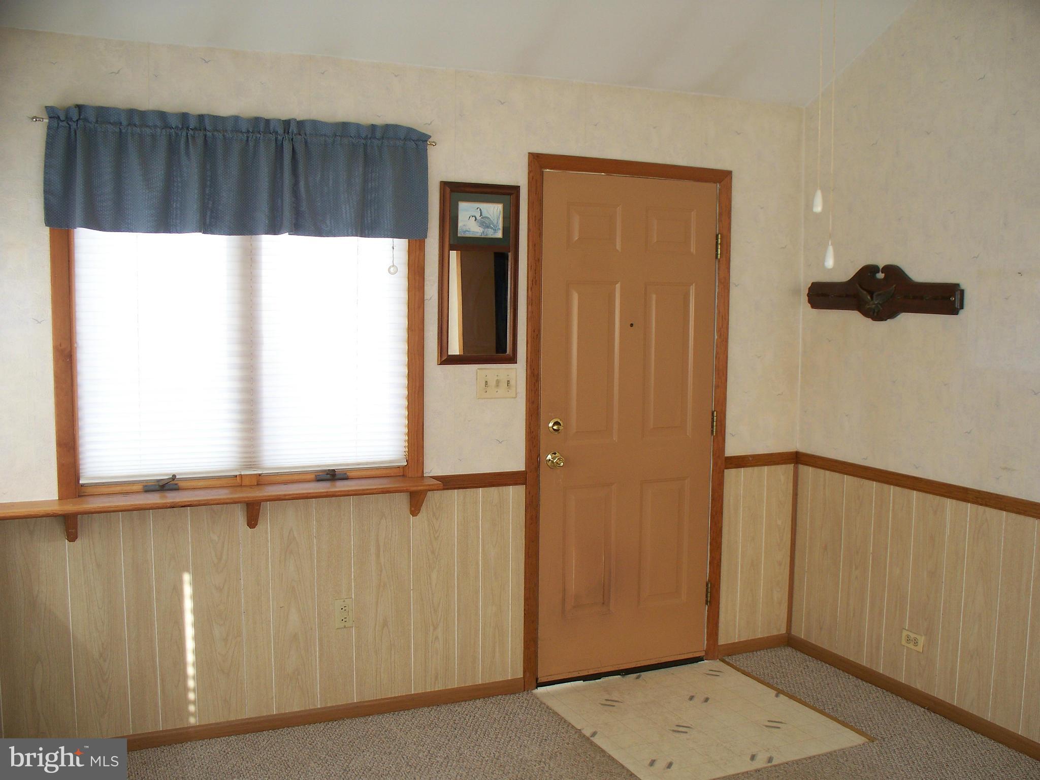 210 Ferndale Road Aberdeen, MD 21001 - Photo 23 of 25 Sunroom