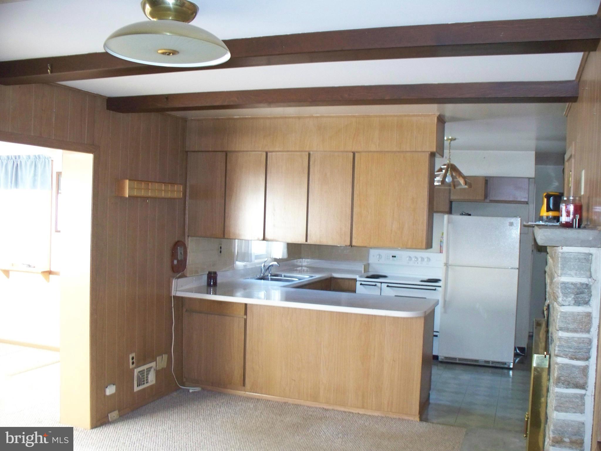 210 Ferndale Road Aberdeen, MD 21001 - Photo 8 of 25 Kitchen