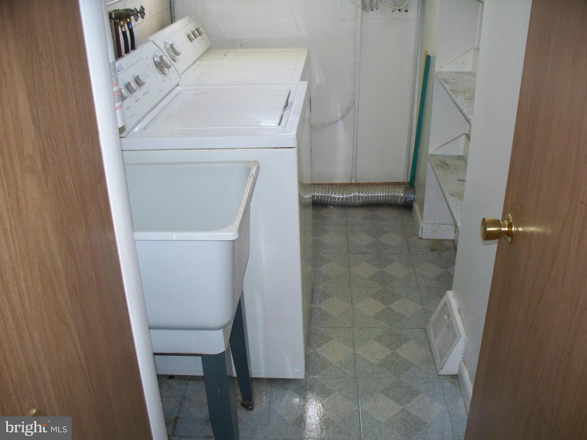 210 Ferndale Road Aberdeen, MD 21001 - Photo 10 of 25 Laundry Room