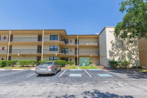 $1,795 | 14130 Rosemary Lane, Unit 5108, Largo, FL 33774