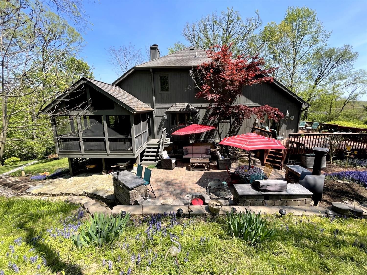 8286 Bridle Road Cincinnati, OH 45244 - Photo 9 of 48