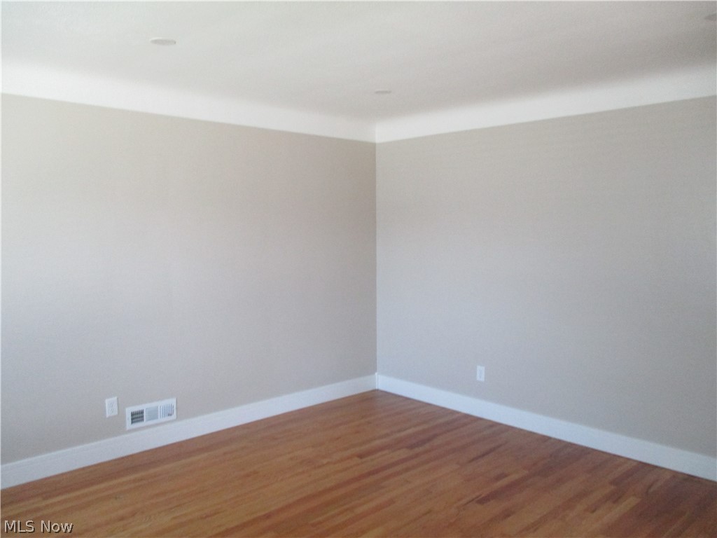 3017 Snow Road Parma, OH 44134 - Photo 10 of 23