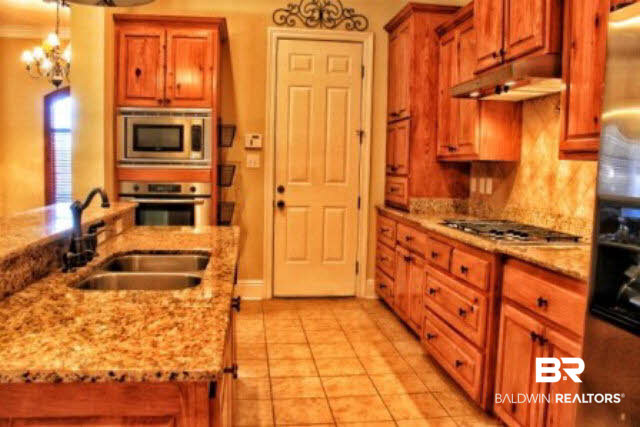 3476 Rue Royal Mobile, AL 36693 - Photo 6 of 17
