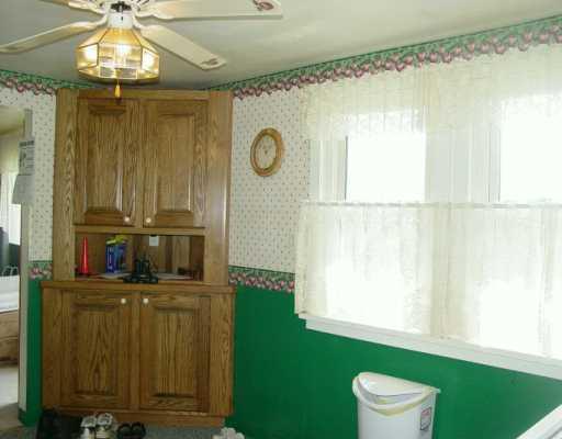 628 Fleming Road Sarver, PA 16055 - Photo 4 of 6 Kitchen.