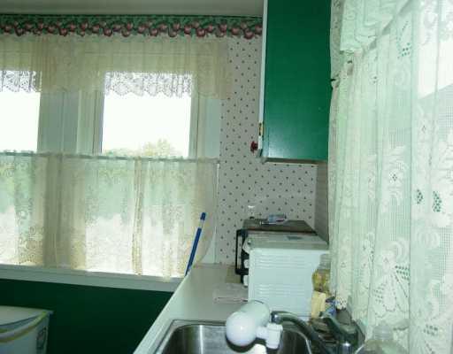628 Fleming Road Sarver, PA 16055 - Photo 5 of 6 Kitchen.