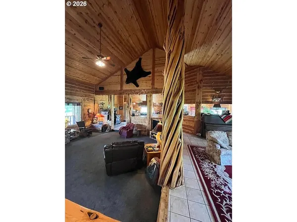 $1,490,000 | 27847 Pine Creek Road, John Day, OR 97845