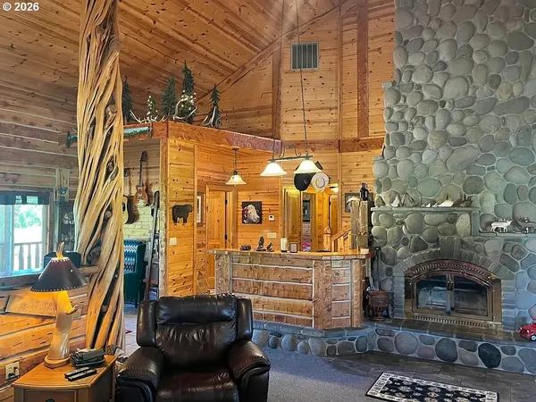 $1,490,000 | 27847 Pine Creek Road, John Day, OR 97845