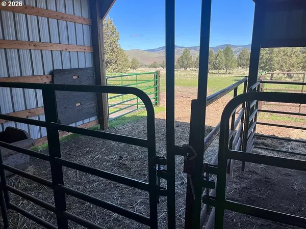 $1,490,000 | 27847 Pine Creek Road, John Day, OR 97845