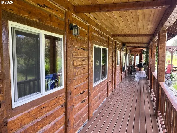 $1,490,000 | 27847 Pine Creek Road, John Day, OR 97845