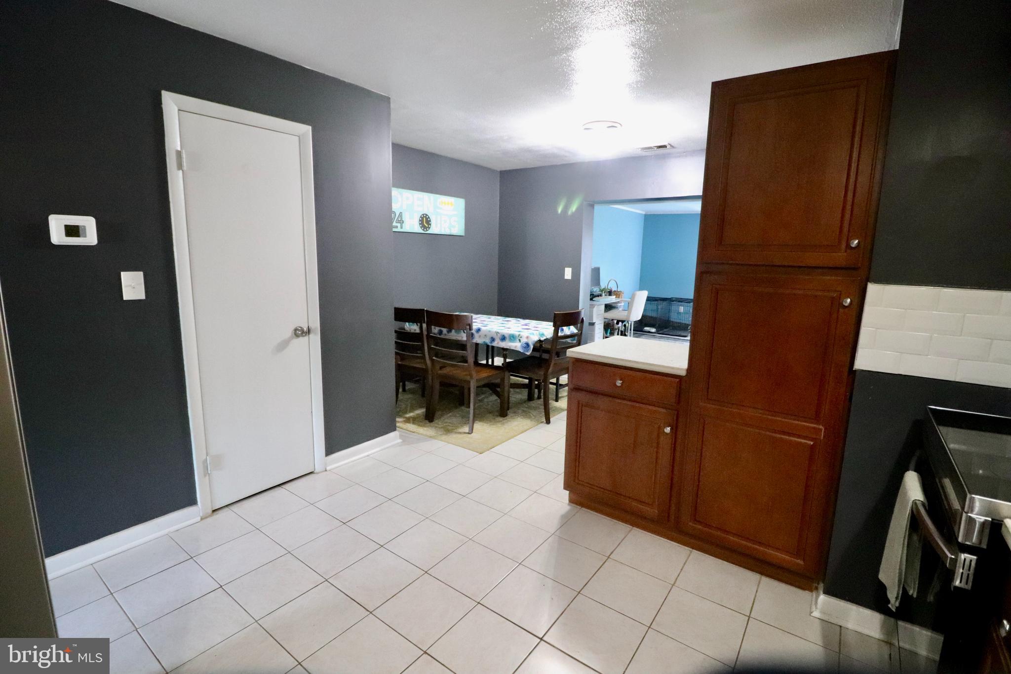 515 Mountain View Road Middletown, PA 17057 - Photo 6 of 23 Kitchen