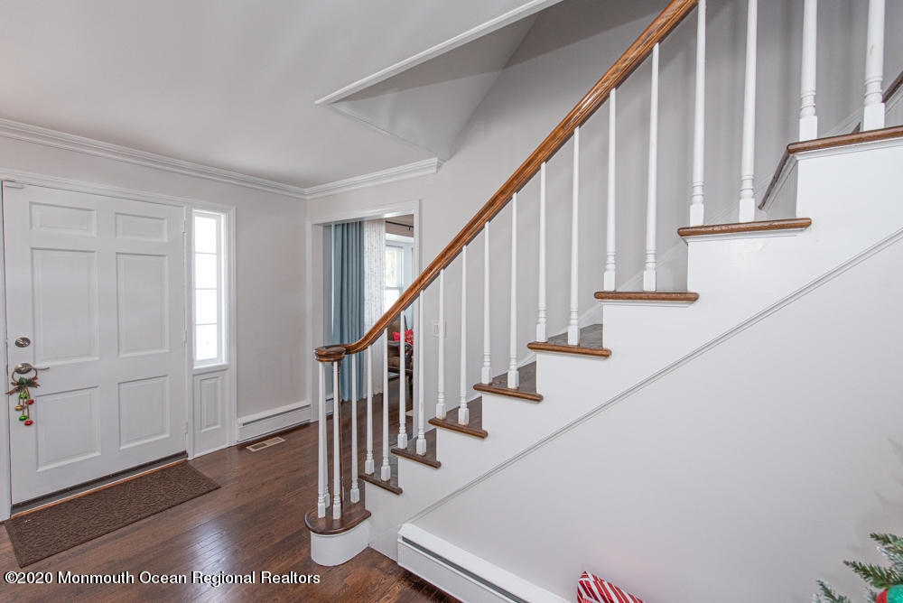136 Broadway Road Freehold, NJ 07728 - Photo 17 of 68 jt-33