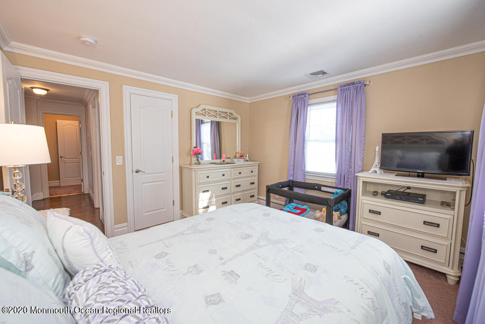 136 Broadway Road Freehold, NJ 07728 - Photo 40 of 68 jt-60