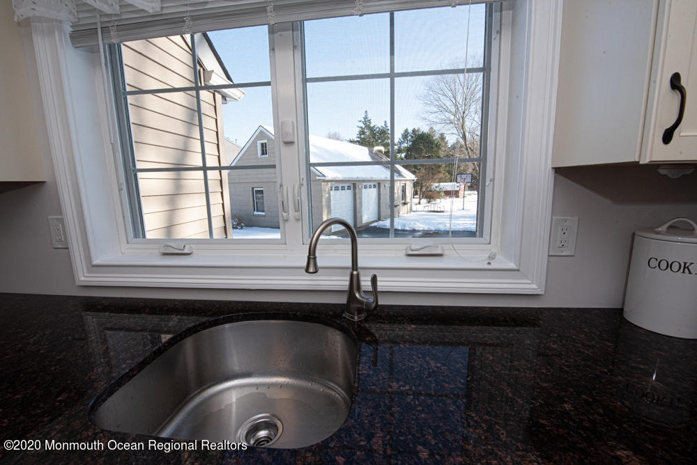 136 Broadway Road Freehold, NJ 07728 - Photo 9 of 68 jt-25