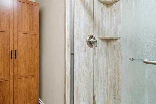 $295,000 | 1509 Cheyenne Trail, Granbury, TX 76048