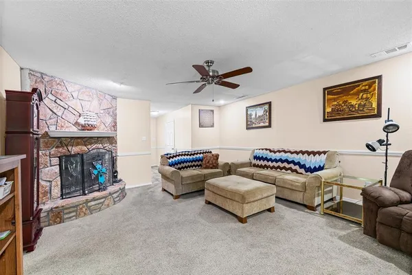 $295,000 | 1509 Cheyenne Trail, Granbury, TX 76048