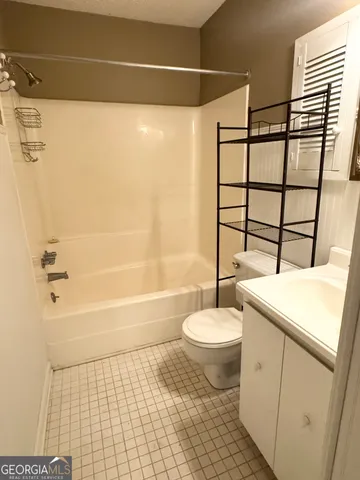 $2,400 | 107 Belair Drive, Statesboro, GA 30461