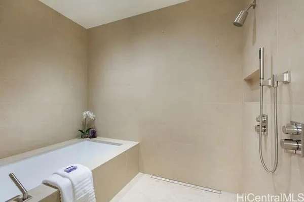$25,000 | 1388 Ala Moana Boulevard, Unit 5305, Honolulu, HI 96814