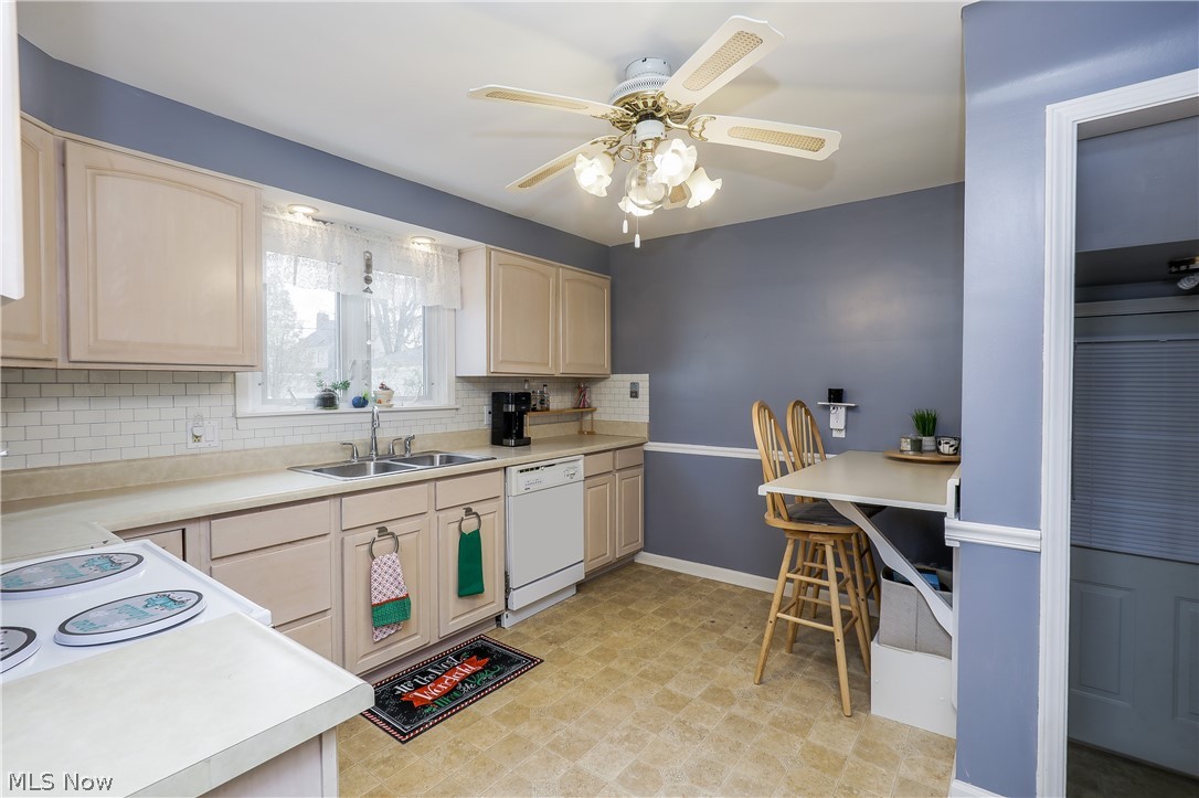 316 Raff Road Northwest Canton, OH 44708 - Photo 6 of 25 Gallery Image 6