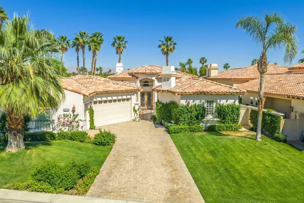 $2,299,000 | 49544 Vía Conquistador, La Quinta, CA 92253