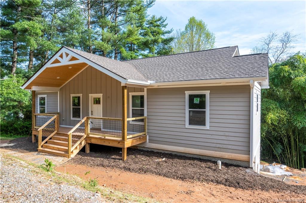 18 Floyd Miller Road Candler, NC 28715 - Photo 2 of 27 Gallery Image 2