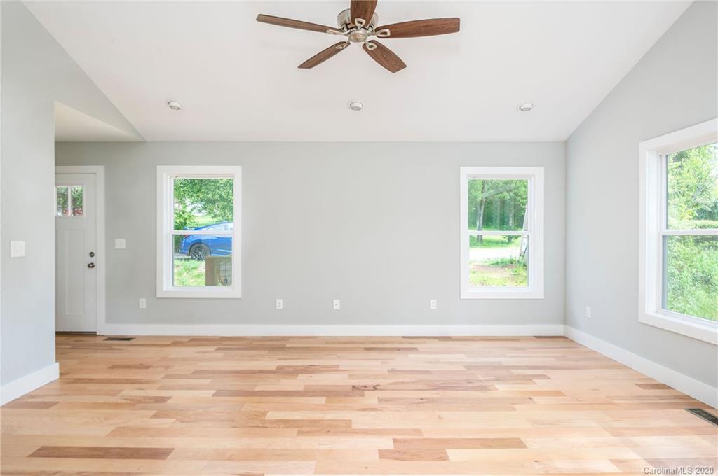 18 Floyd Miller Road Candler, NC 28715 - Photo 7 of 27 Gallery Image 7
