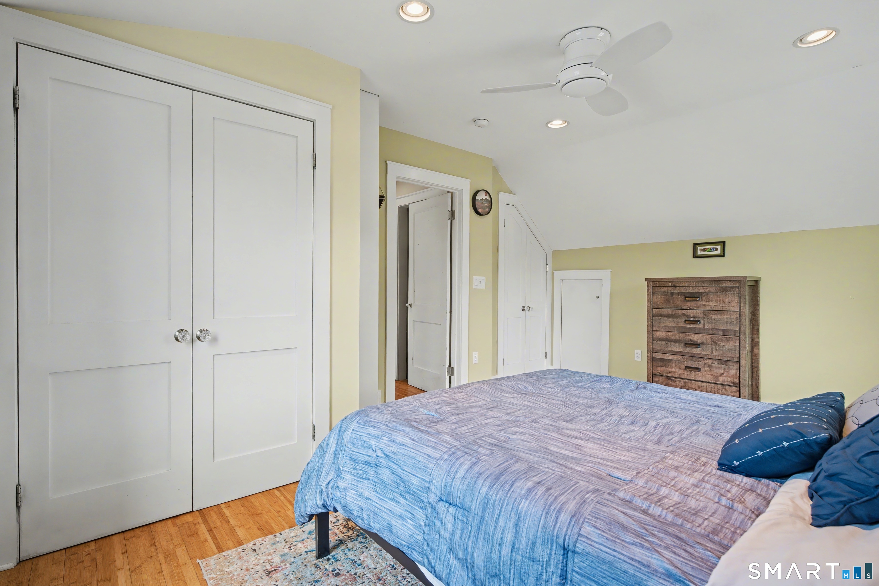 4 Dallas Street Hamden, CT 06514 - Photo 22 of 36