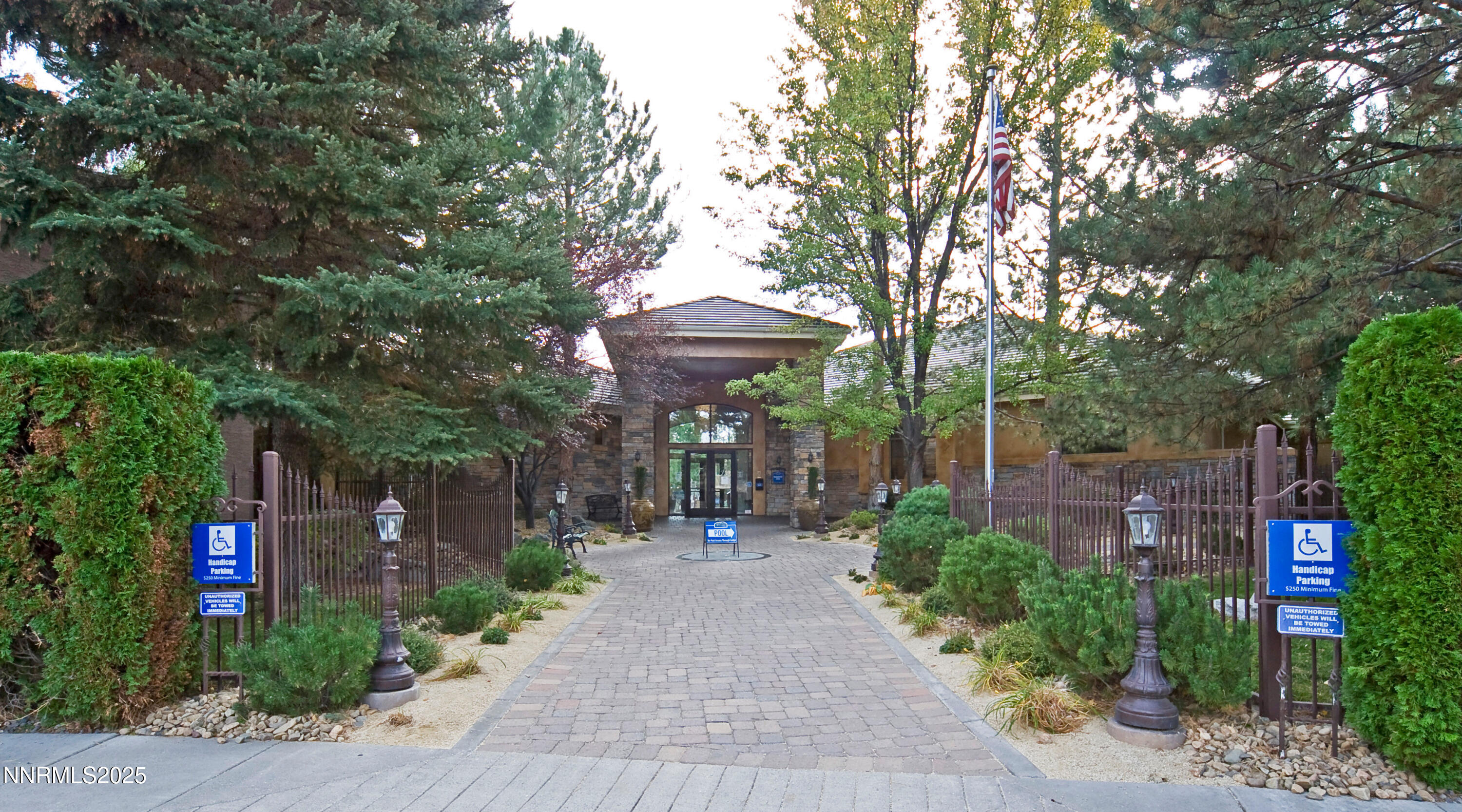 900 South Meadows Parkway, Unit 3522 Reno, NV 89521 - Photo 21 of 24 a front view of a house with a yard
