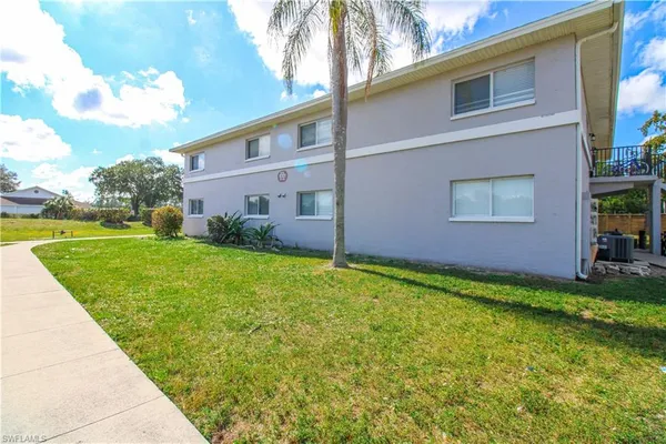 $1,845 | 10101 Sandy Hollow Lane, Unit 102, Bonita Springs, FL 34135