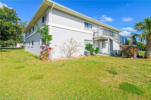 $1,845 | 10101 Sandy Hollow Lane, Unit 102, Bonita Springs, FL 34135