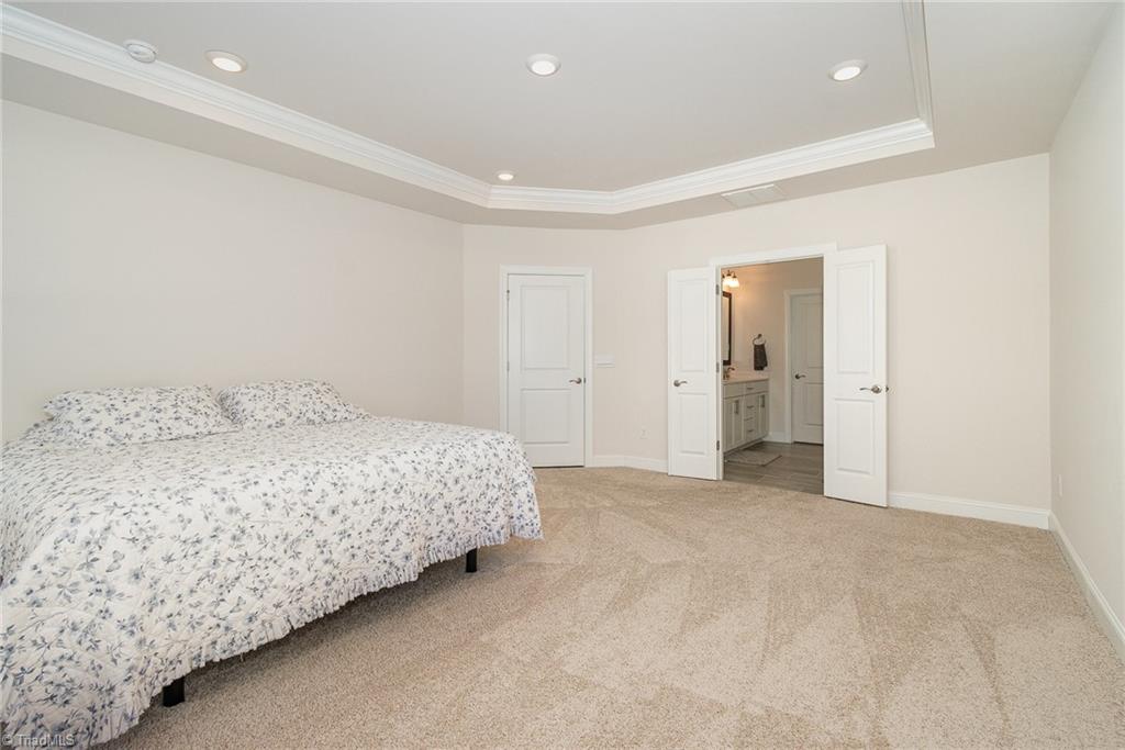 4247 Oakton Drive High Point, NC 27265 - Photo 22 of 47