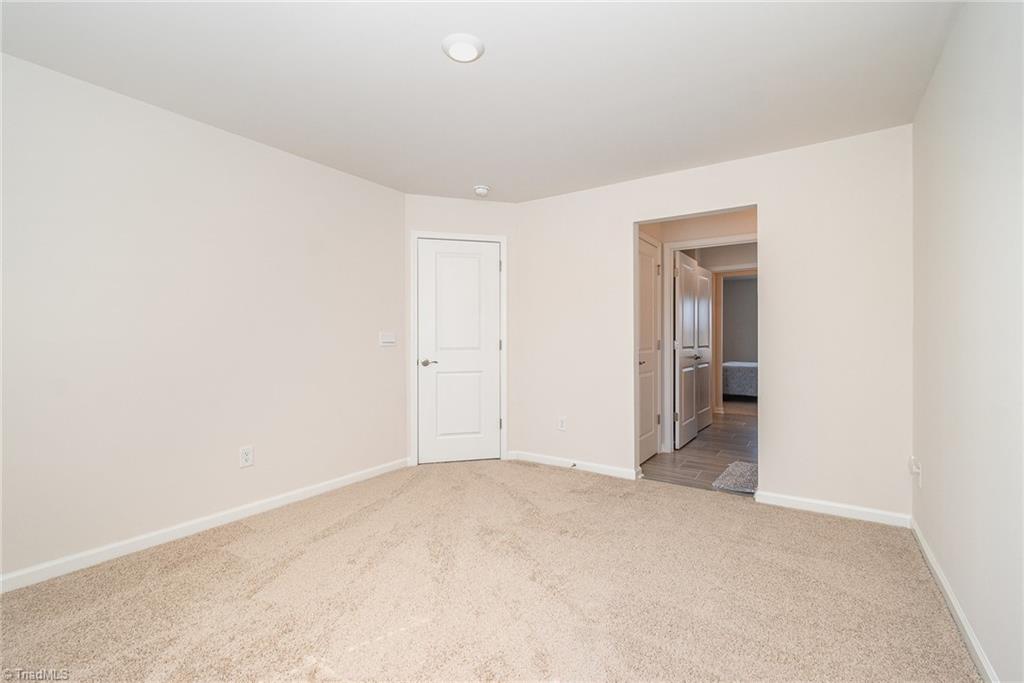 4247 Oakton Drive High Point, NC 27265 - Photo 26 of 47