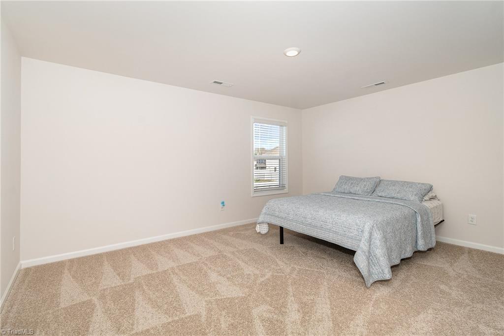 4247 Oakton Drive High Point, NC 27265 - Photo 28 of 47