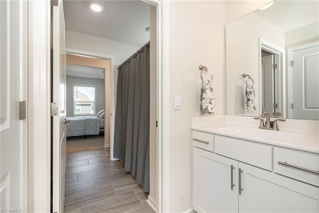 4247 Oakton Drive High Point, NC 27265 - Photo 30 of 47