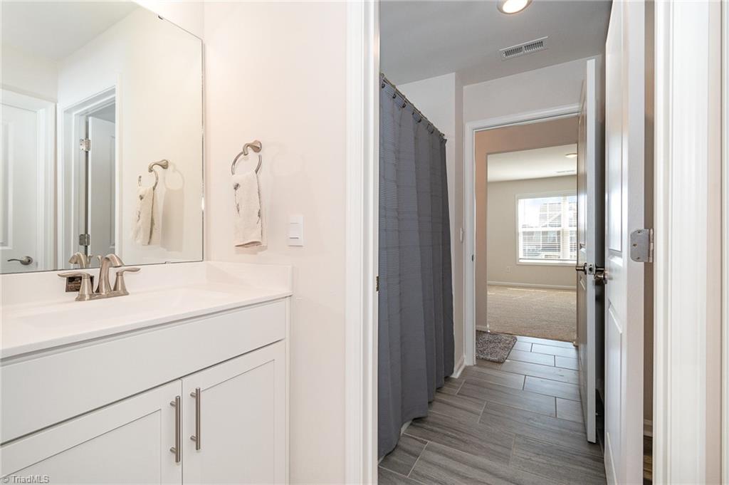 4247 Oakton Drive High Point, NC 27265 - Photo 31 of 47