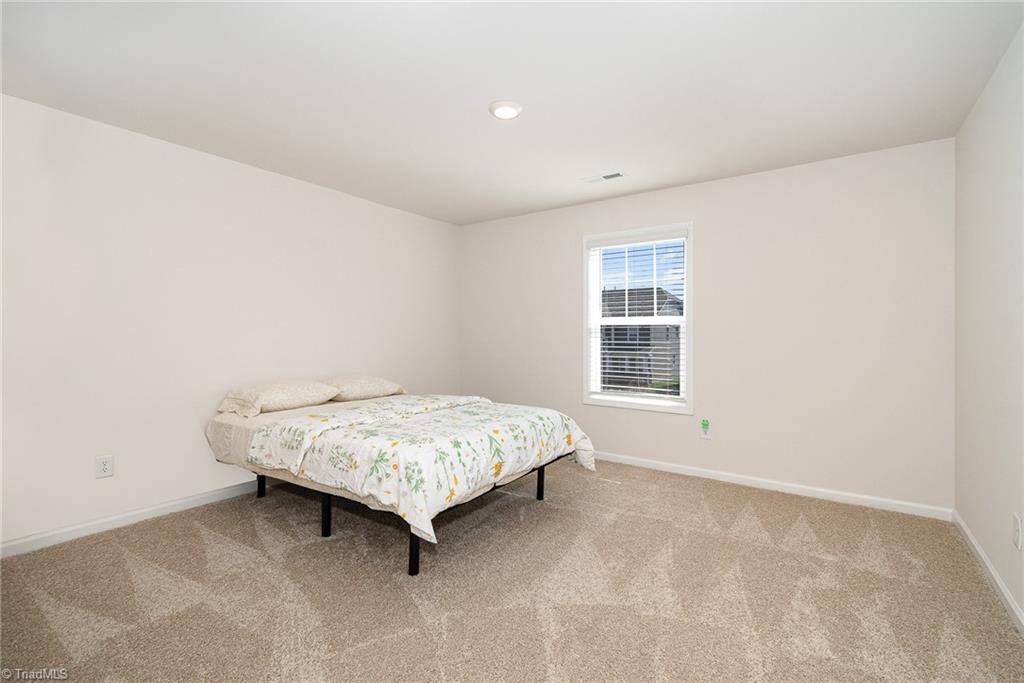 4247 Oakton Drive High Point, NC 27265 - Photo 32 of 47