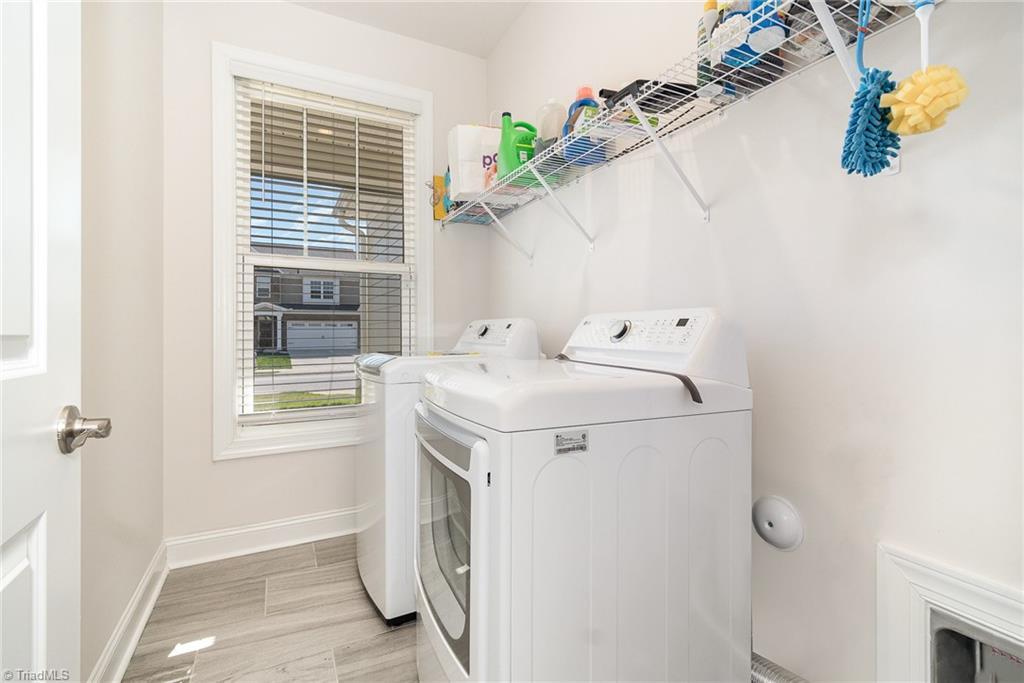 4247 Oakton Drive High Point, NC 27265 - Photo 35 of 47