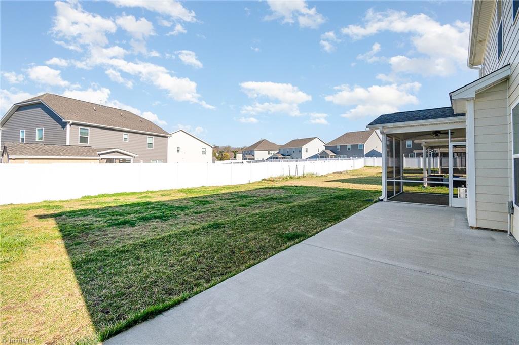 4247 Oakton Drive High Point, NC 27265 - Photo 37 of 47