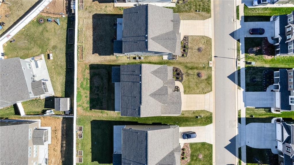 4247 Oakton Drive High Point, NC 27265 - Photo 42 of 47