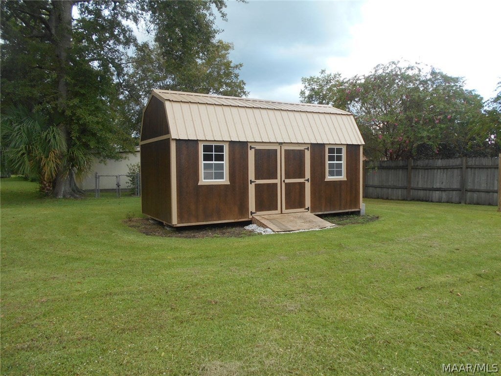 113 Line Street Samson, AL 36477 - Photo 5 of 28 Gallery Image 5