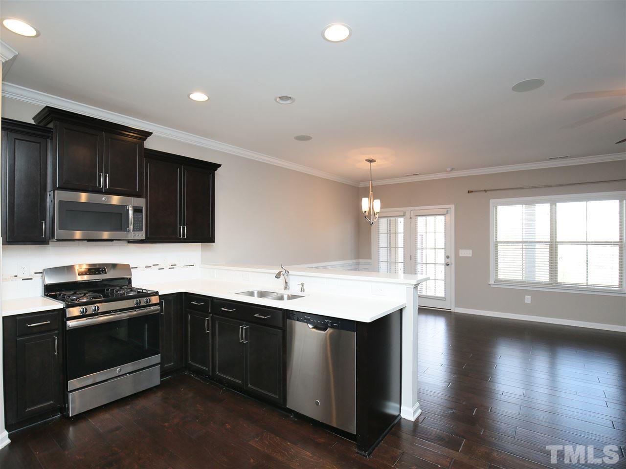 2725 Cypress Point Lane Raleigh, NC 27614 - Photo 3 of 25 Gallery Image 3