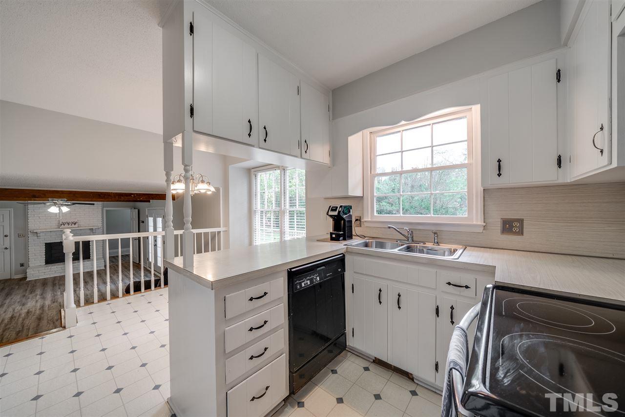 3128 Cartwright Drive Raleigh, NC 27612 - Photo 7 of 30 Gallery Image 7