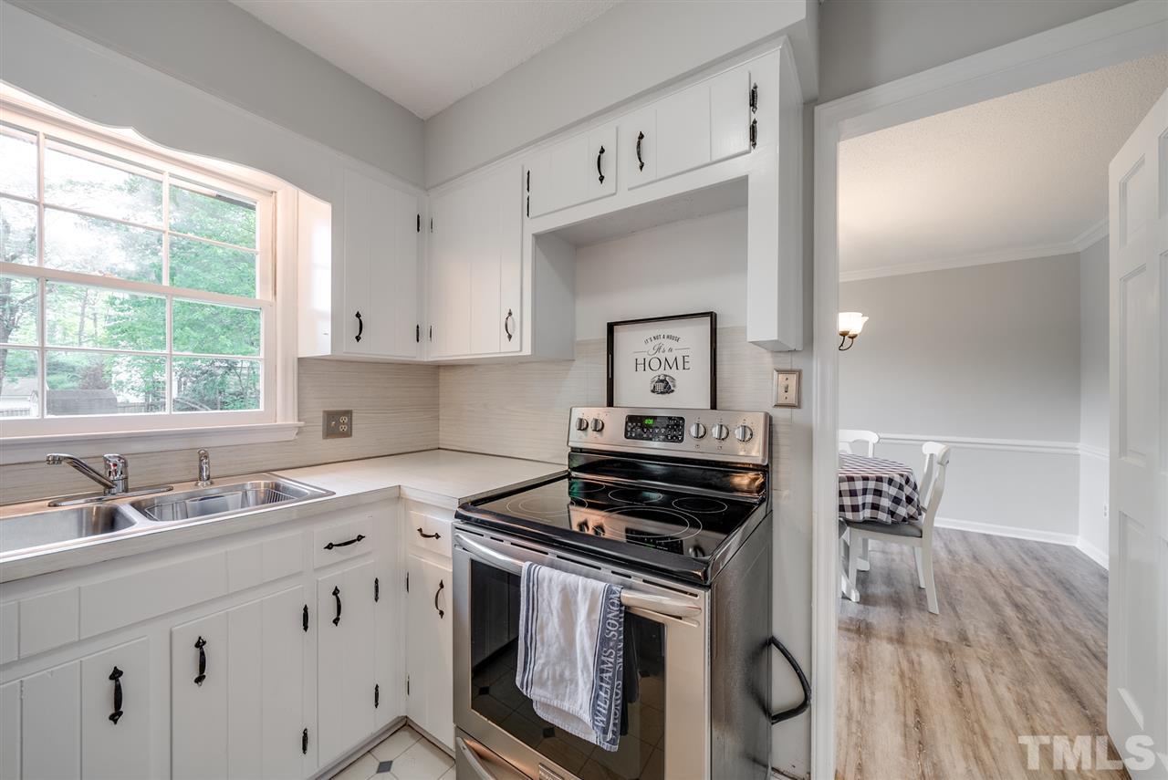 3128 Cartwright Drive Raleigh, NC 27612 - Photo 8 of 30 Gallery Image 8