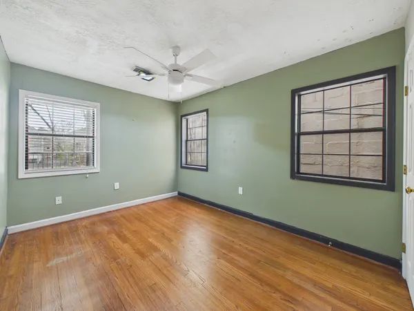 $1,250 | 5110 Academy Street, Unit 4, Houston, TX 77005