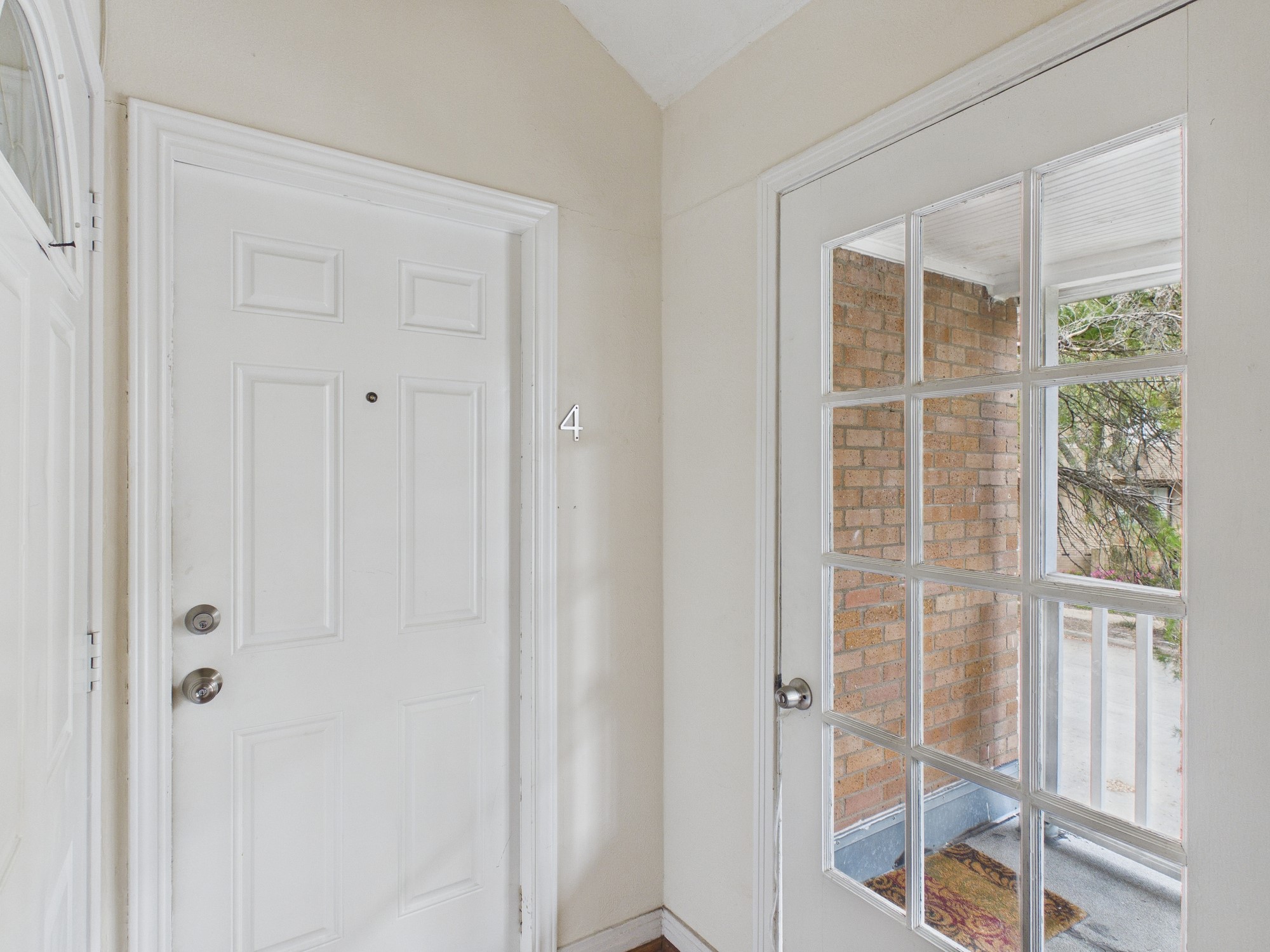 5110 Academy Street, Unit 4 Houston, TX 77005 - Photo 2 of 22 Second Floor Unit