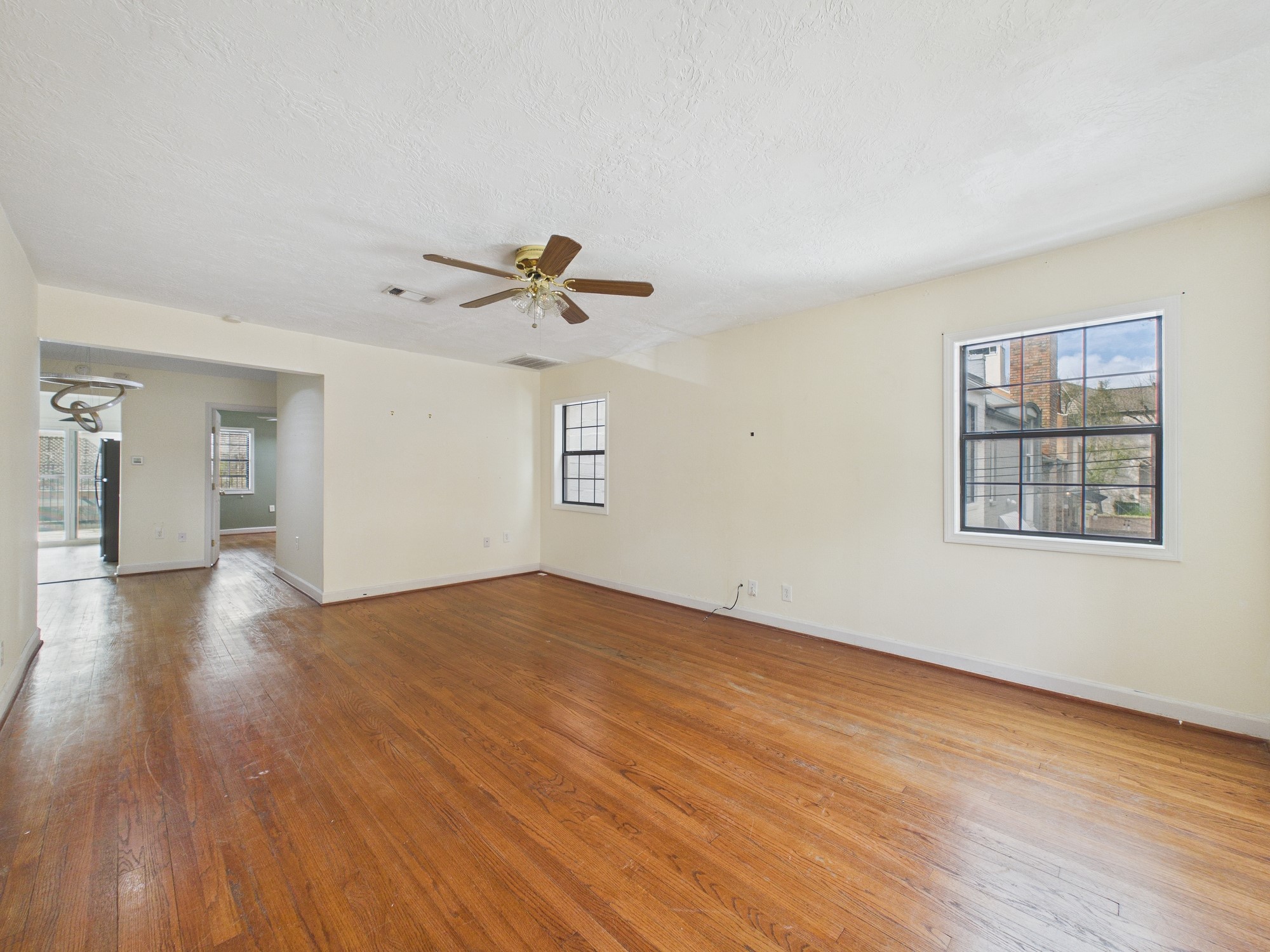 5110 Academy Street, Unit 4 Houston, TX 77005 - Photo 6 of 22